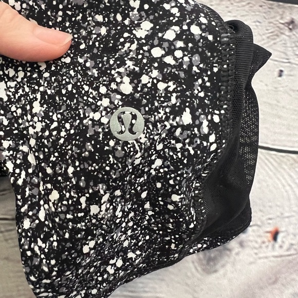 Lululemon Pace Rival Crop Marathon Leggings Mesh Black & White Speckle size 6 - Picture 11 of 12